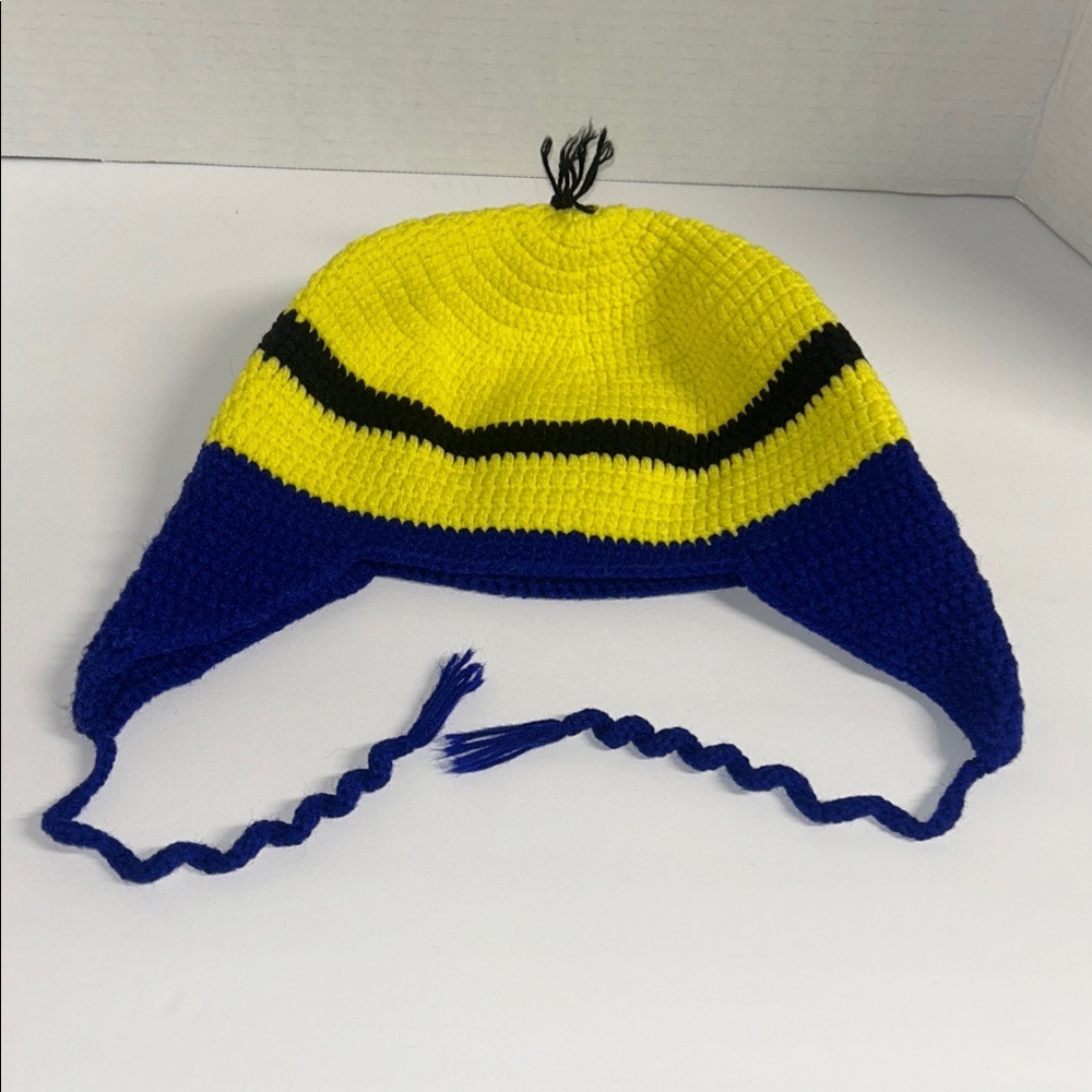 Kids Fun Crochet Hat with Yellow and Blue Design - Picture 2 of 4